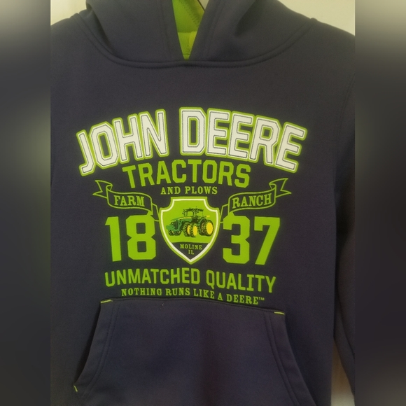 John Deere boy's hoodie - Picture 2 of 4